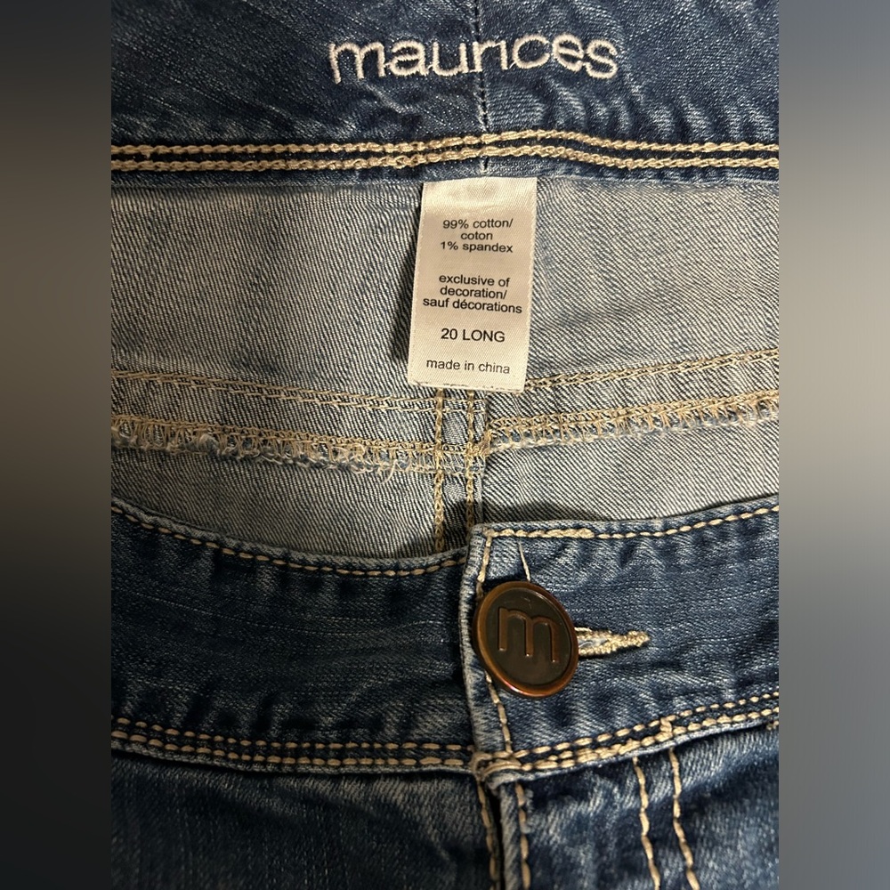 Maurice’s bootcut jeans. Sz 20long